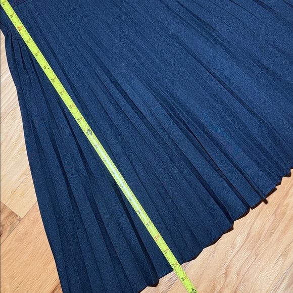 Sandro Battements Pleated Lace Dress - Picture 4 of 11